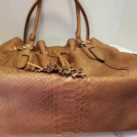 Antonio Melani Brown Weekender Bag - Picture 9 of 10